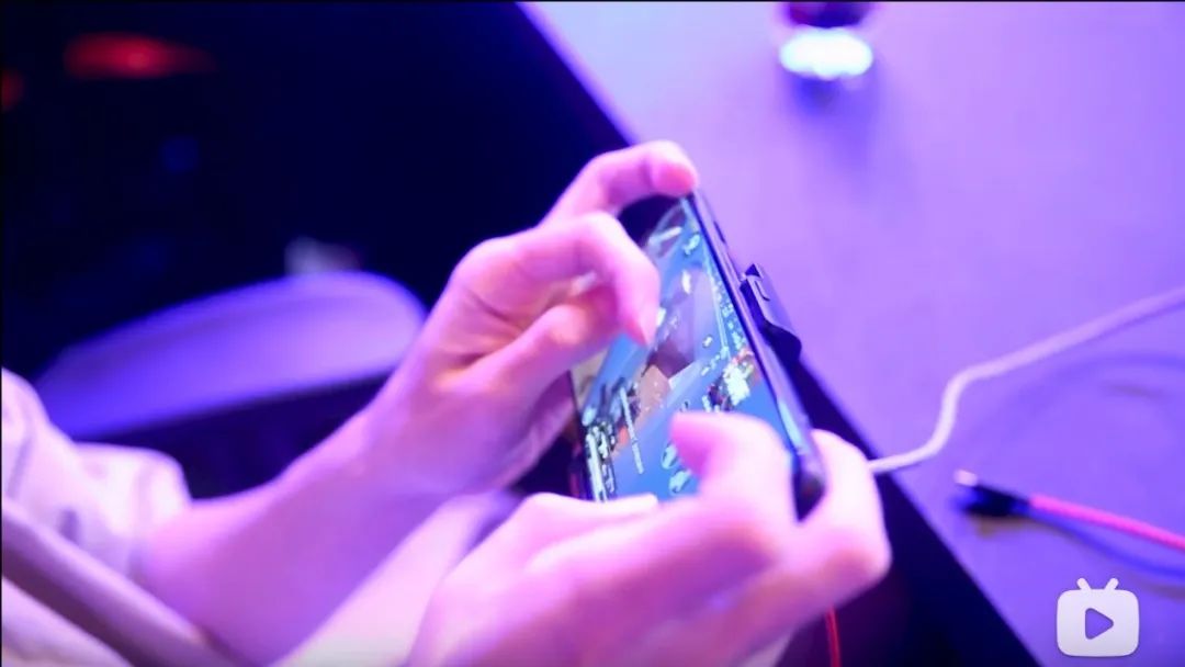 iphone手機玩游戲_蘋果玩手機游戲卡怎么辦_蘋果手機怎么玩游戲