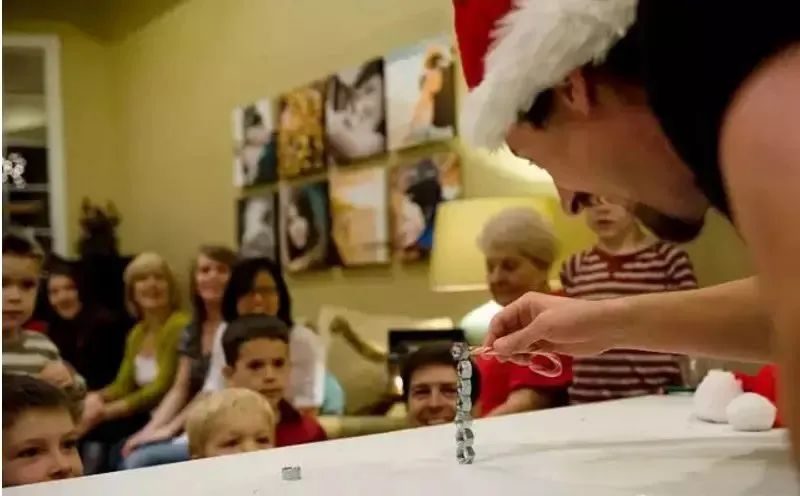 玩法搶板凳游戲怎么玩_搶板凳游戲玩法_玩法搶板凳游戲教案