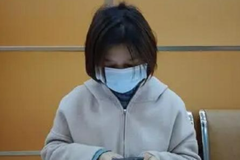 來錢太快！00后女孩“試藥”3天賺9000元，躺贏還是賭命？